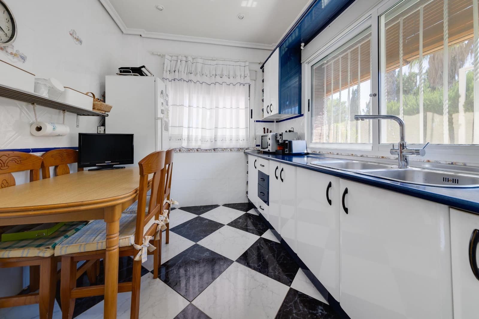 5 soveværelse Finca/Landehus til salg i Molina de Segura med swimmingpool garage - € 349.999 (Ref: 8411434)