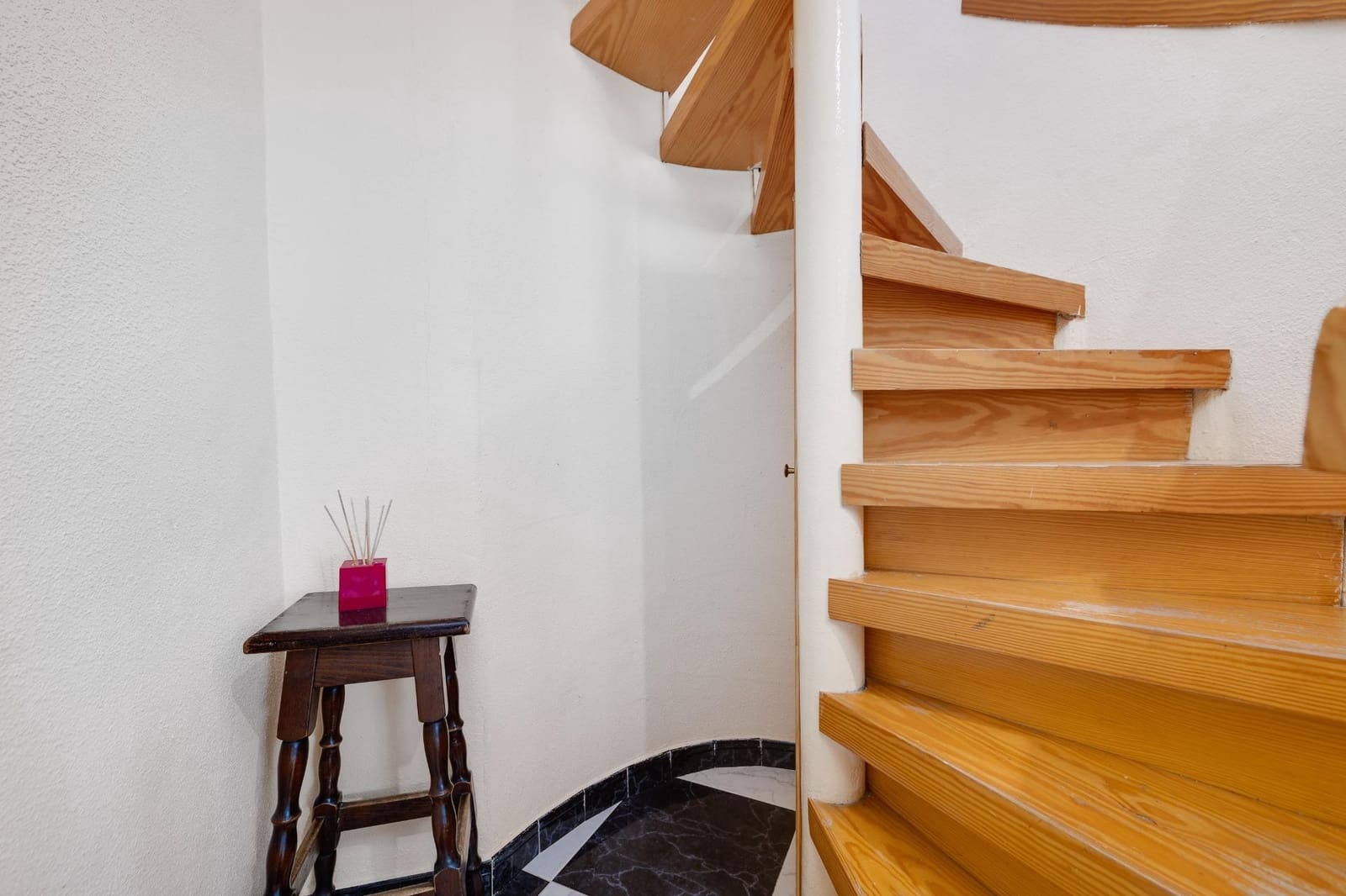 5 soveværelse Finca/Landehus til salg i Molina de Segura med swimmingpool garage - € 349.999 (Ref: 8411434)