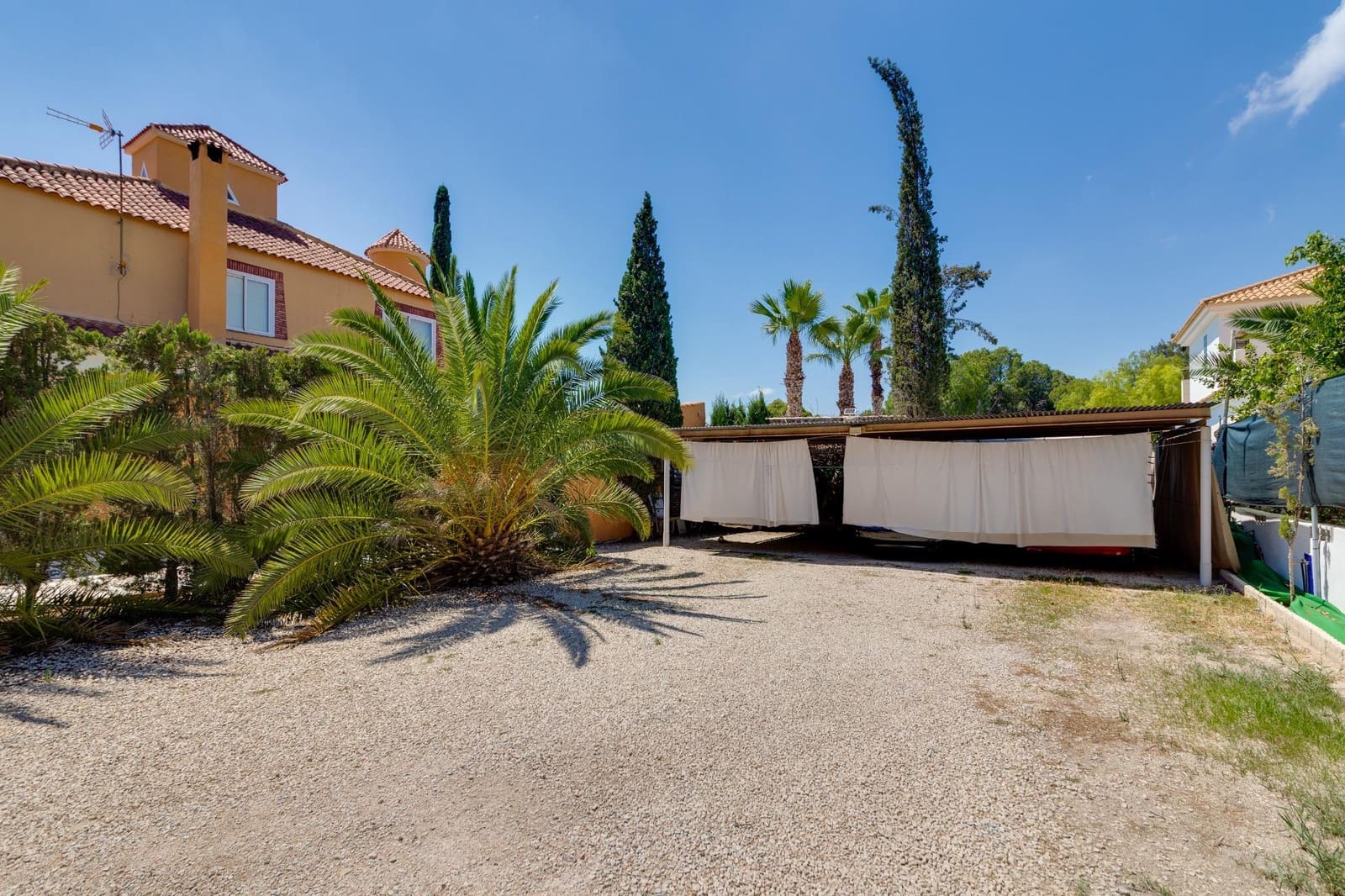 5 soveværelse Finca/Landehus til salg i Molina de Segura med swimmingpool garage - € 349.999 (Ref: 8411434)