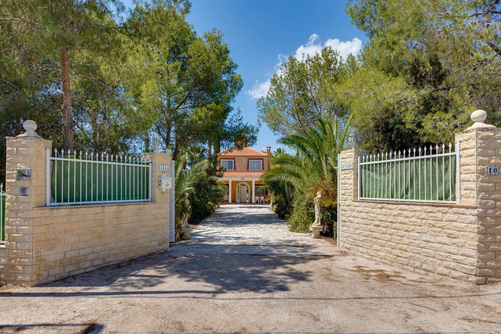 5 soveværelse Finca/Landehus til salg i Molina de Segura med swimmingpool garage - € 349.999 (Ref: 8411434)