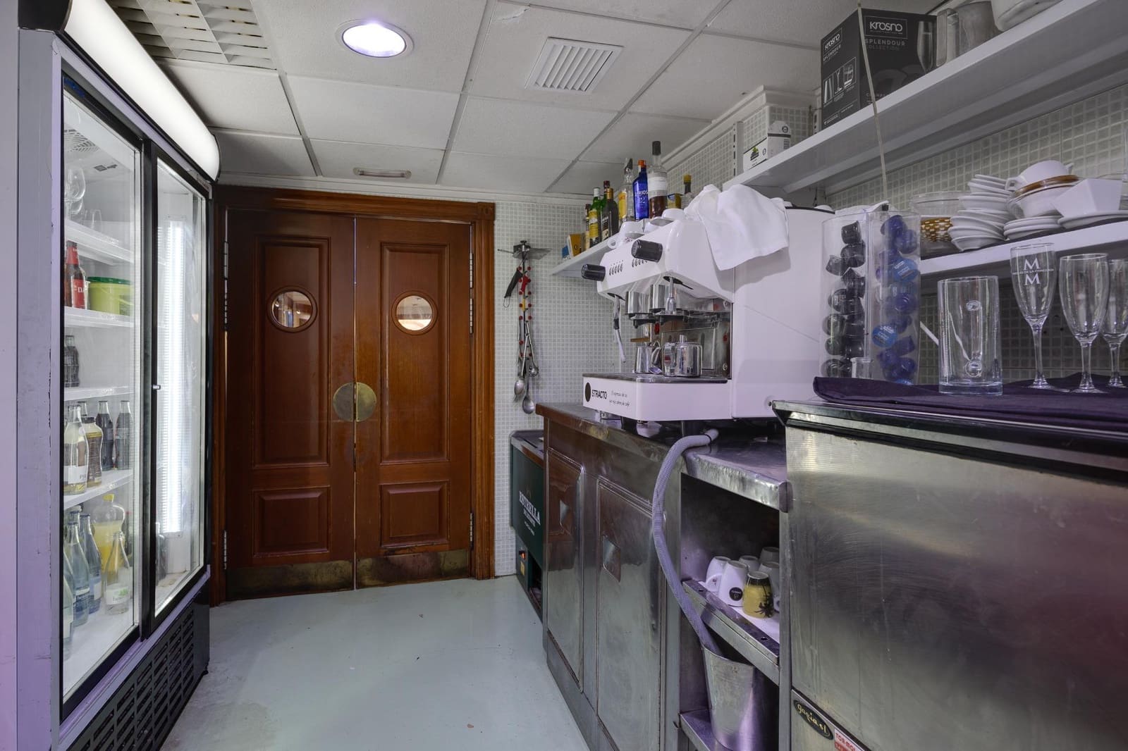 Commercial for sale in Torrevieja - € 799,999 (Ref: 8460342)