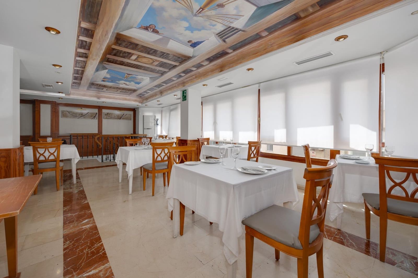 Commercial for sale in Torrevieja - € 799,999 (Ref: 8460342)