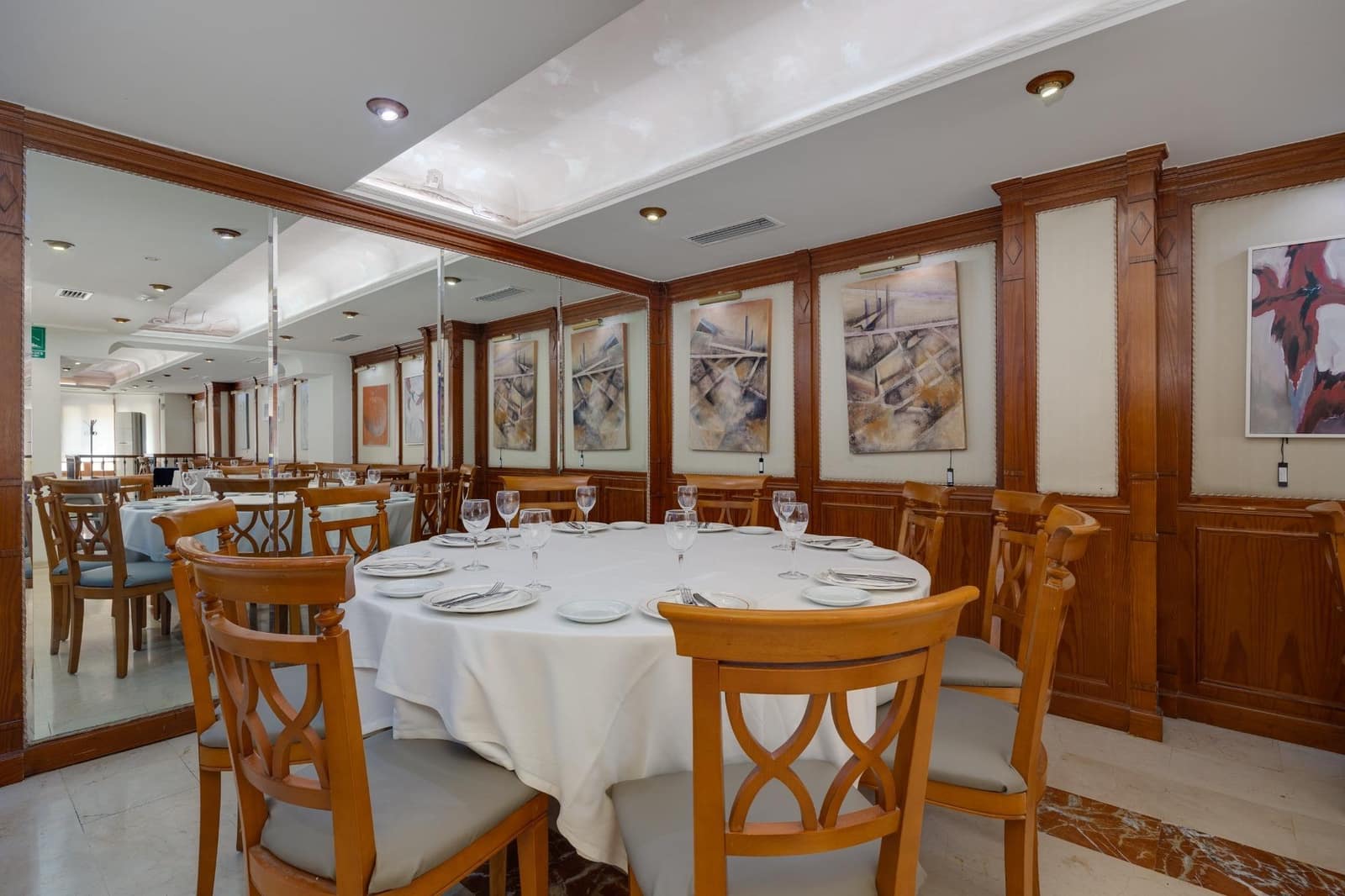 Commercial for sale in Torrevieja - € 799,999 (Ref: 8460342)