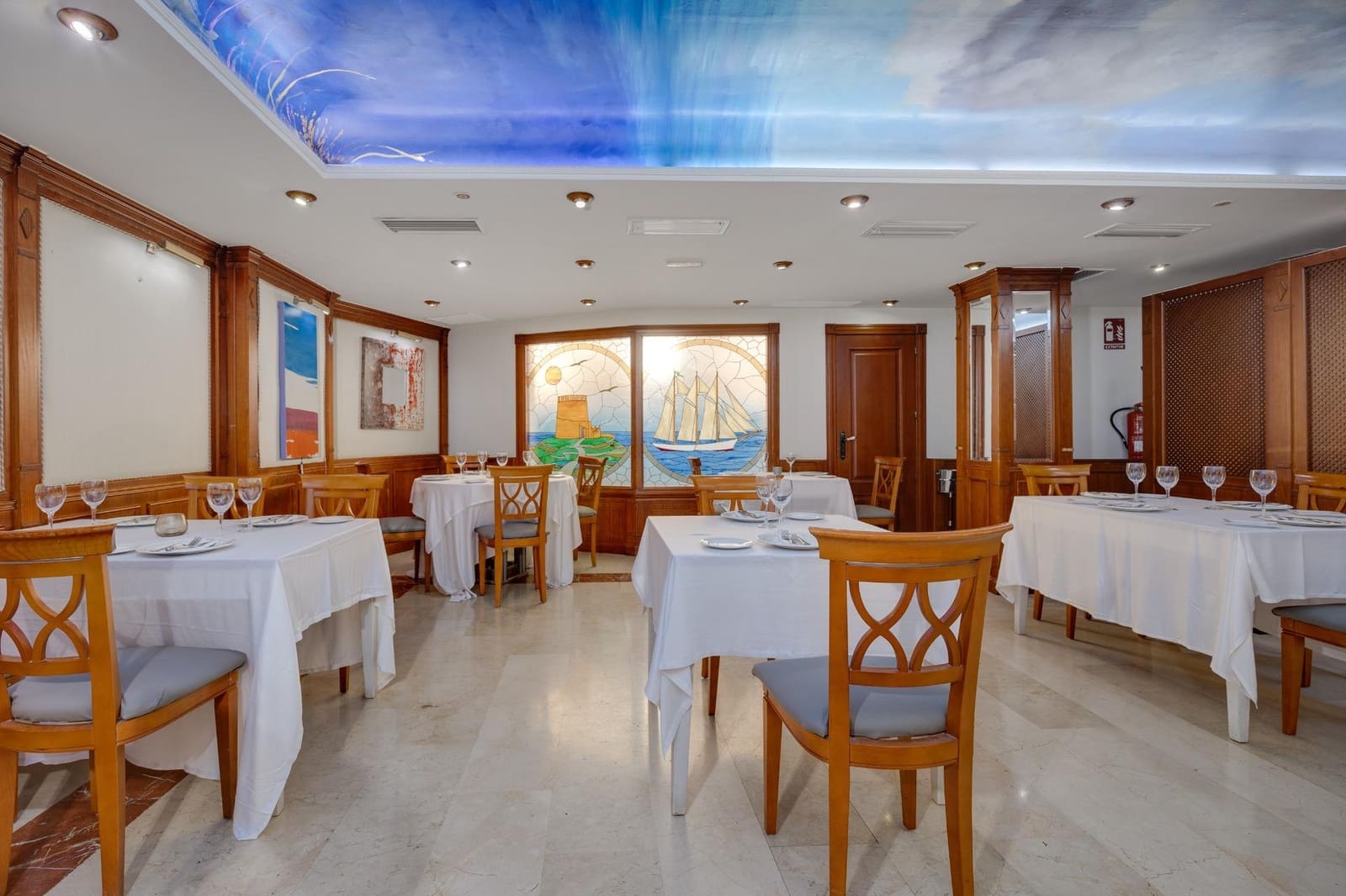 Commercial for sale in Torrevieja - € 799,999 (Ref: 8460342)