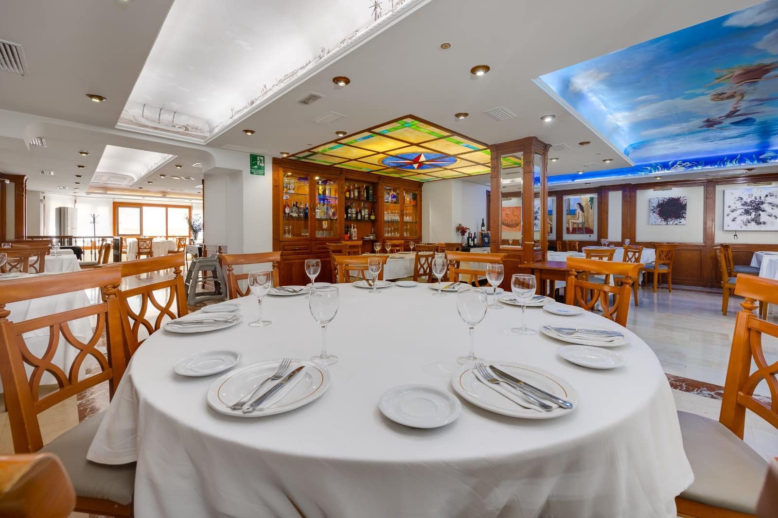 Commercial for sale in Torrevieja - € 799,999 (Ref: 8460342)