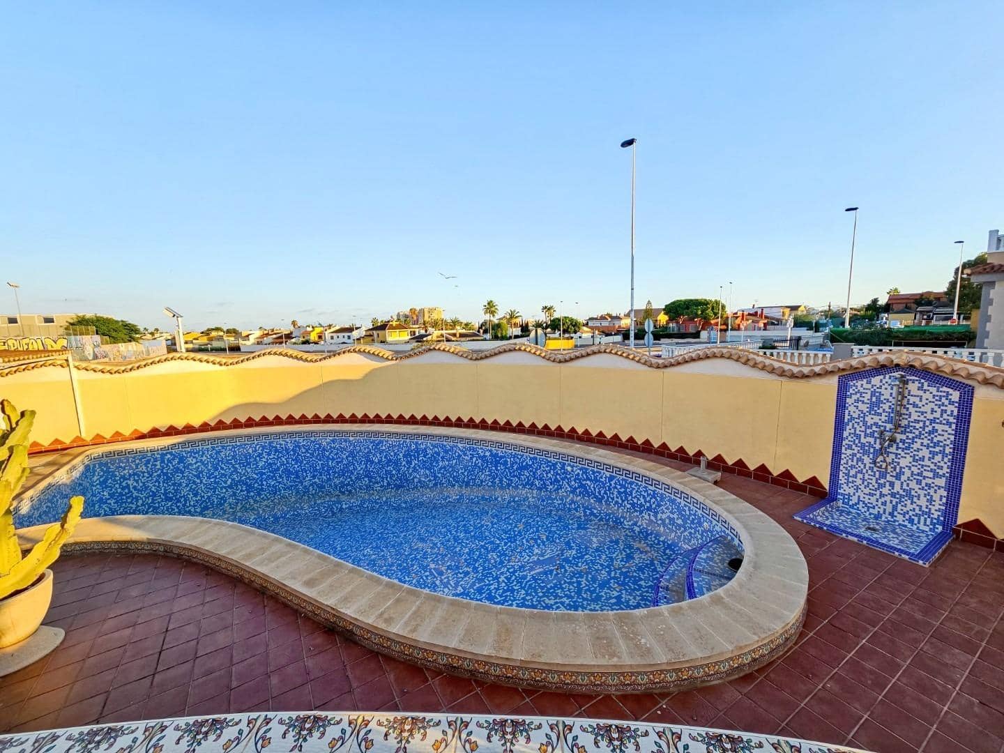 5 camera da letto Villa in vendita in Torrevieja con piscina garage - 990.000 € (Rif: 8610713)