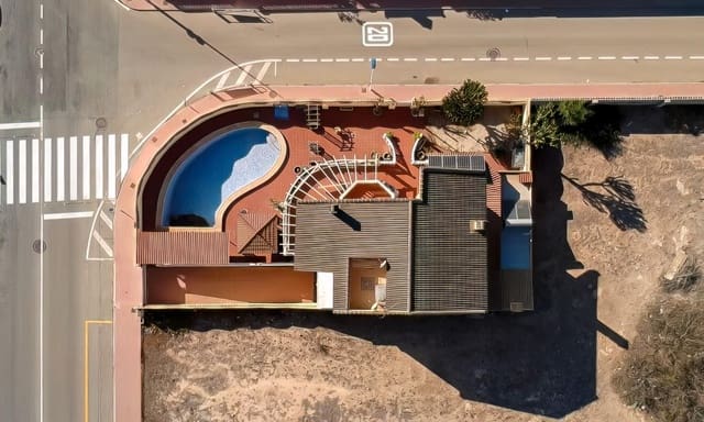 5 bedroom Villa for sale in Parque de las Naciones, Torrevieja with pool garage - € 990,000 (Ref: 8610713)