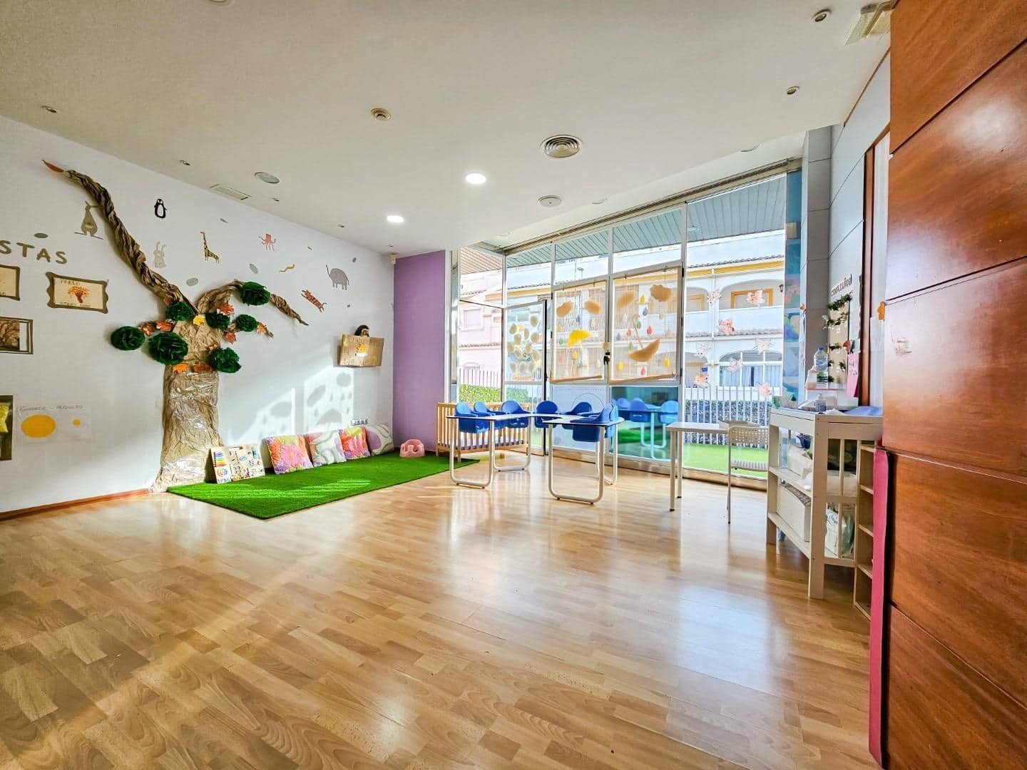 Kommersiell til salgs i San Miguel de Salinas med garasje - € 398 999 (Ref: 8641110)