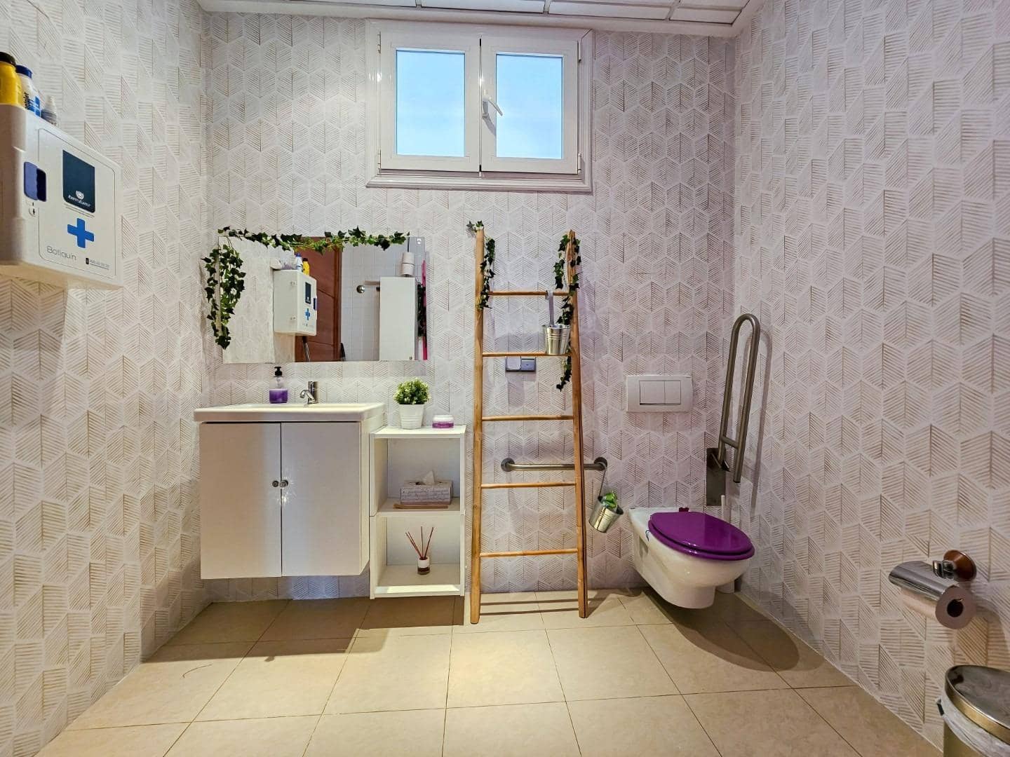 Kommersiell til salgs i San Miguel de Salinas med garasje - € 398 999 (Ref: 8641110)