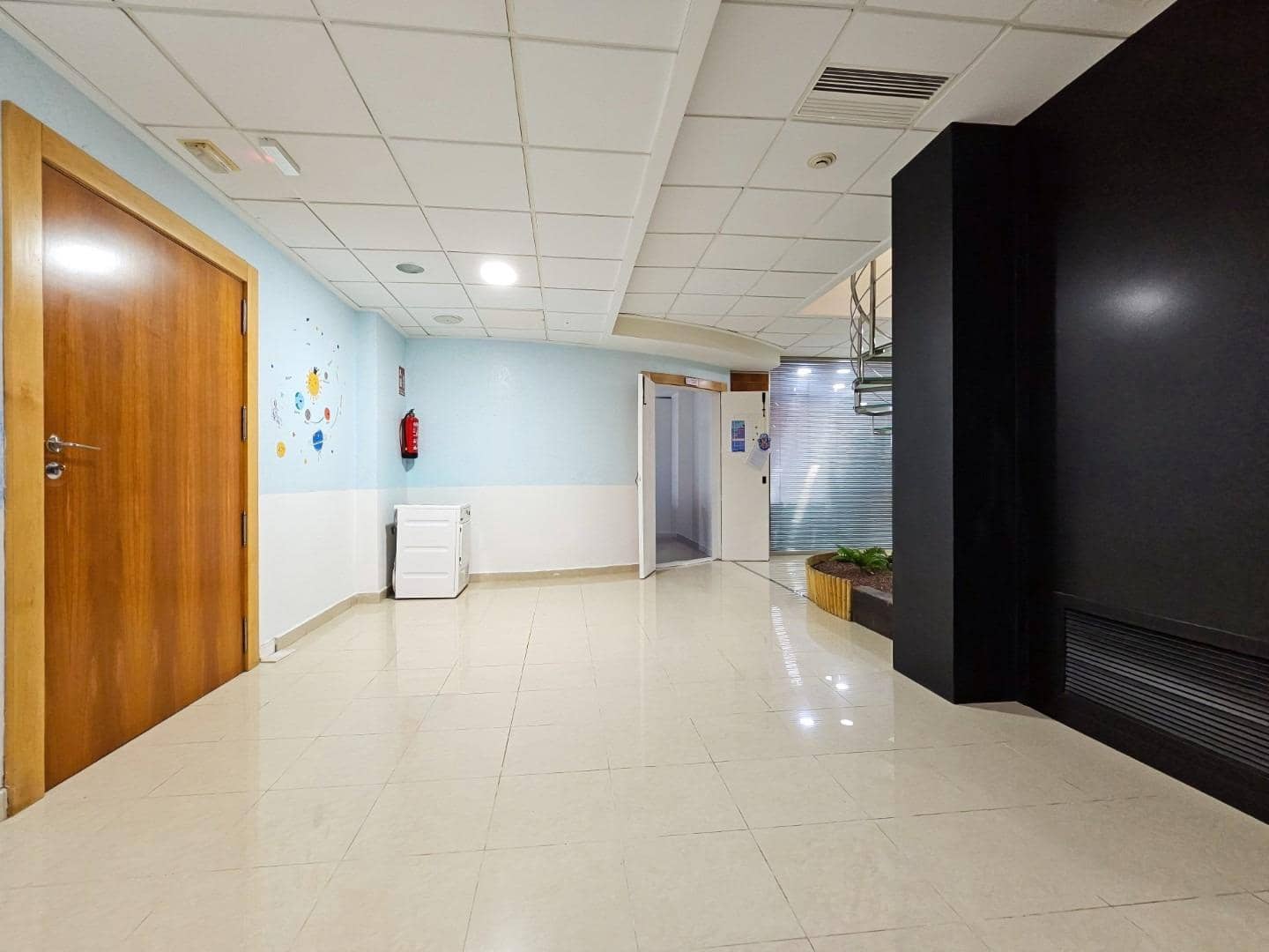 Kommersiell til salgs i San Miguel de Salinas med garasje - € 398 999 (Ref: 8641110)