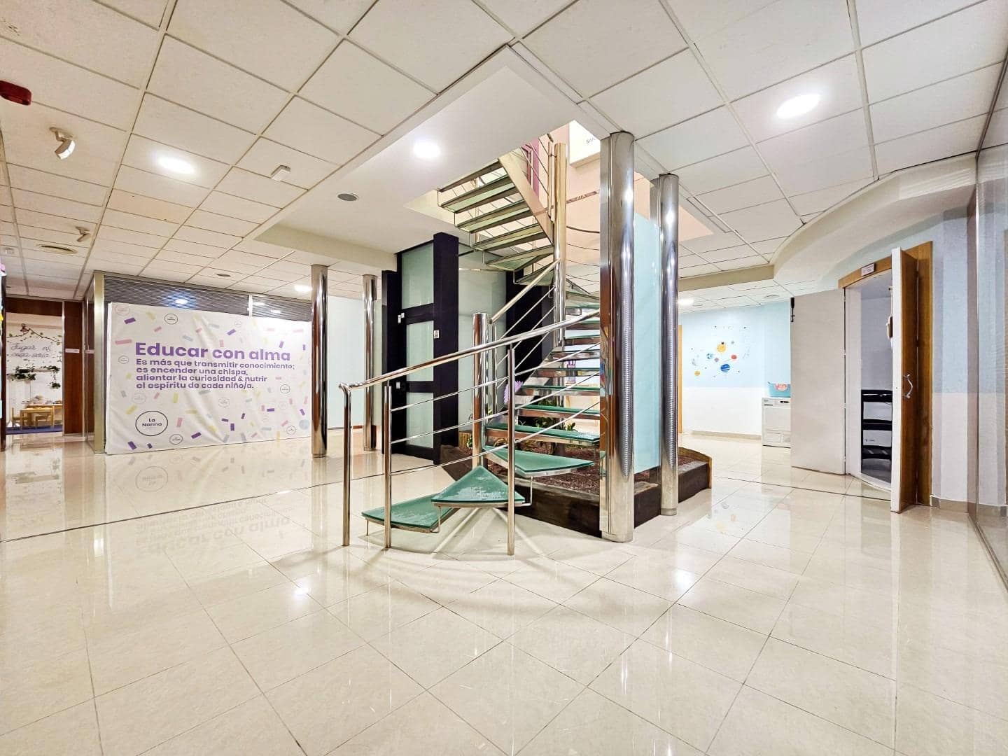 Kommersiell til salgs i San Miguel de Salinas med garasje - € 398 999 (Ref: 8641110)