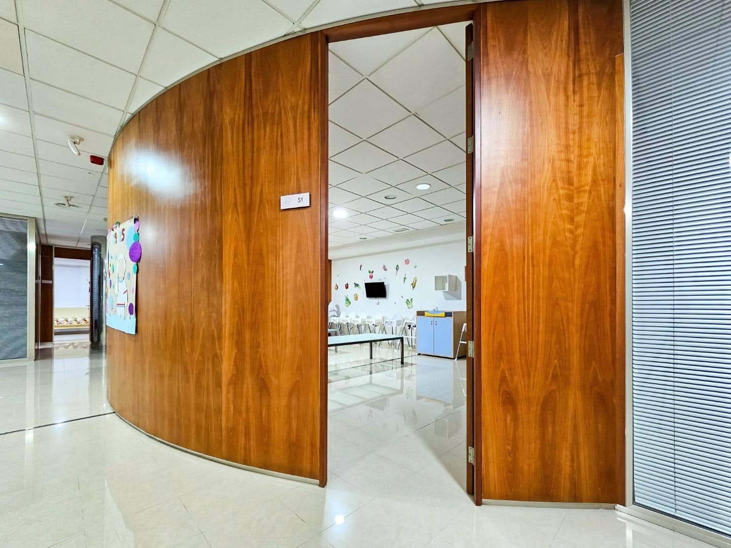 Kommersiell til salgs i San Miguel de Salinas med garasje - € 398 999 (Ref: 8641110)