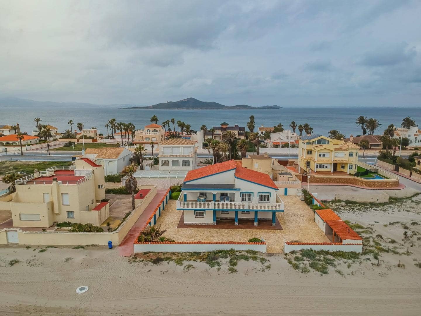 6 soverom Villa til salgs i La Manga del Mar Menor med garasje - € 949 999 (Ref: 8929836)