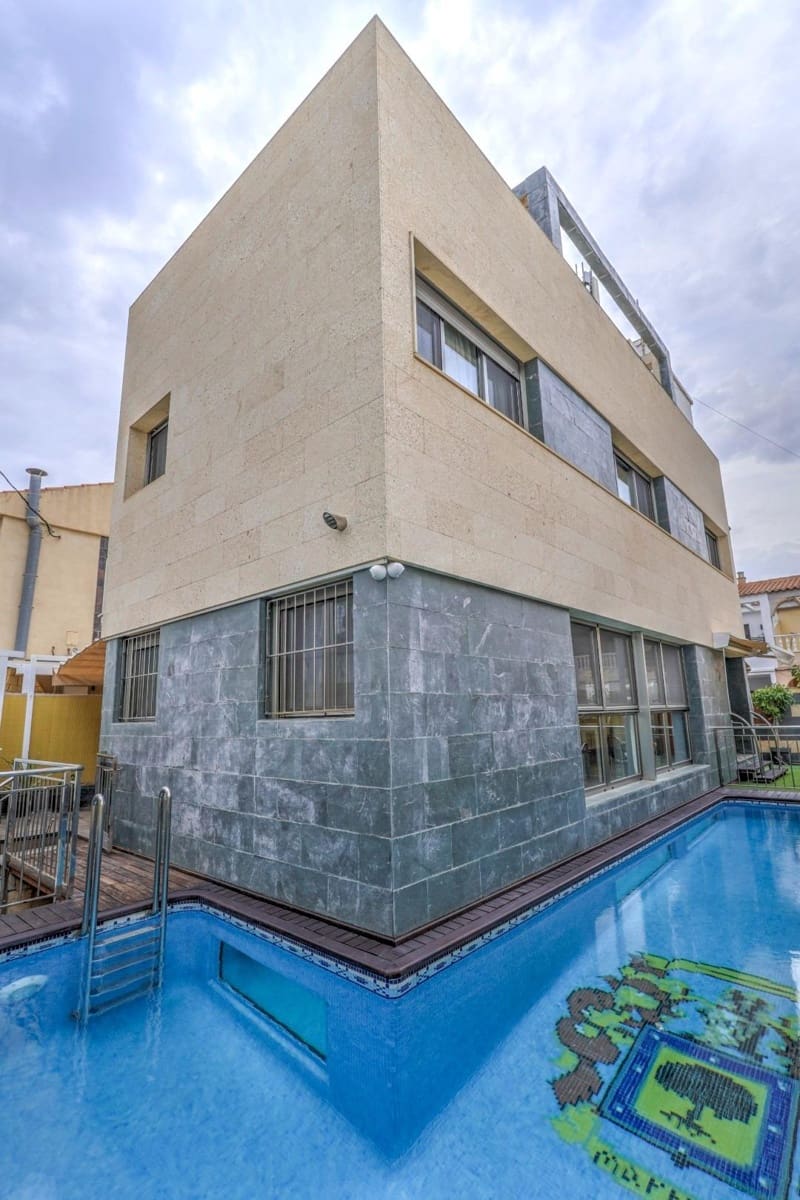 3 camera da letto Villa in vendita in Lo Pagan con piscina - 399.000 € (Rif: 9012123)