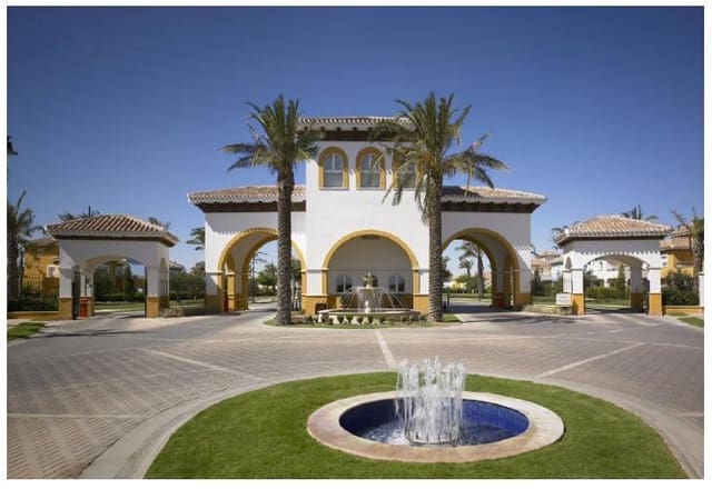 3 soveværelse Villa til salg i Torre-Pacheco med swimmingpool - € 330.000 (Ref: 9032407)