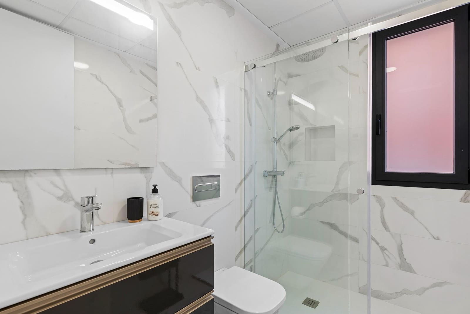 4 sovrum Semi-fristående Villa till salu i Guardamar del Segura med pool - 507 050 € (Ref: 9032581)