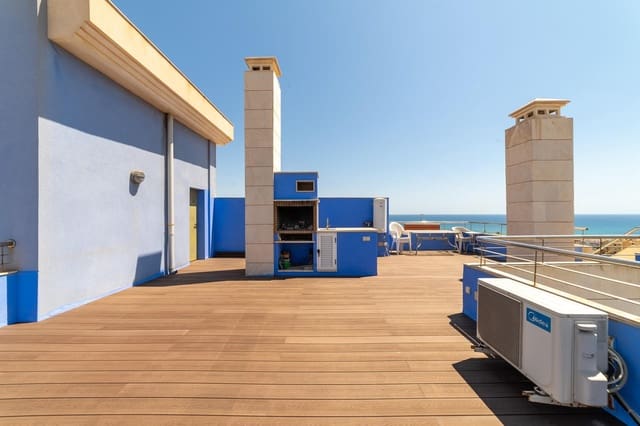 Ático de 2 habitaciones en Torreblanca, Torrevieja en venta con piscina - 299.998 € (Ref: 9104758)