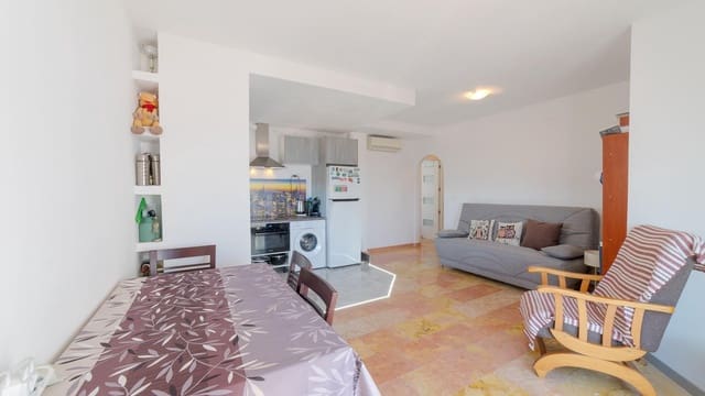 Ático de 2 habitaciones en Torreblanca, Torrevieja en venta con piscina - 299.998 € (Ref: 9104758)