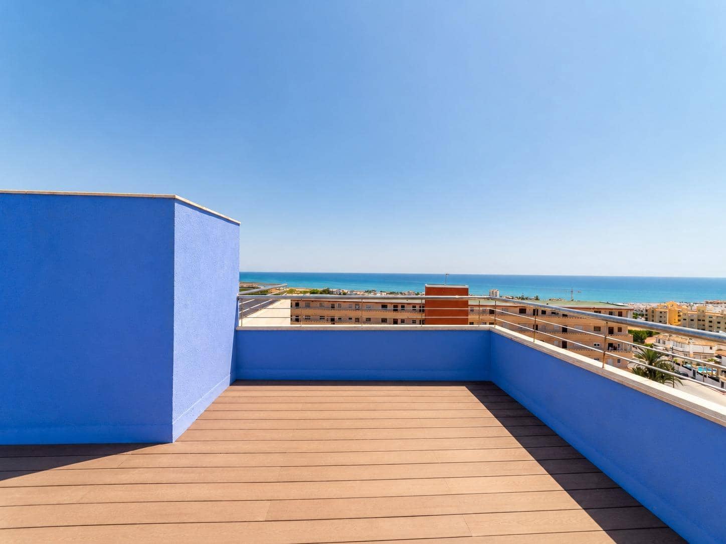 2 sypialnia Penthouse na sprzedaż w Torrevieja z basenem - 279 999 € (Ref: 9104758)