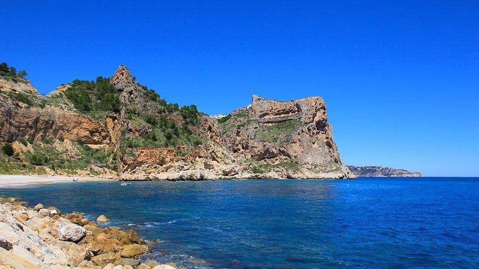 3 bedroom Villa for sale in Benitachell / Benitatxell with pool - € 2,450,000 (Ref: 9187109)