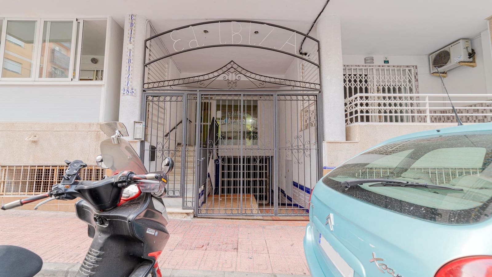 2 sovrum Lägenhet till salu i Torrevieja - 124 999 € (Ref: 9192444)