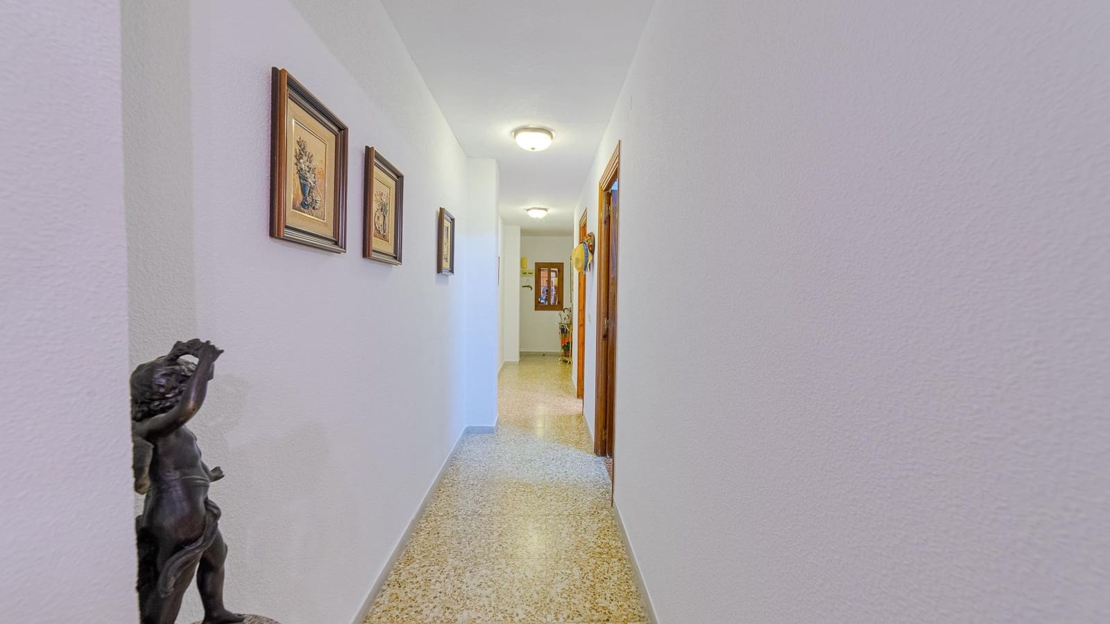 4 slaapkamer Appartement te koop in Torrevieja - € 167.260 (Ref: 9206581)