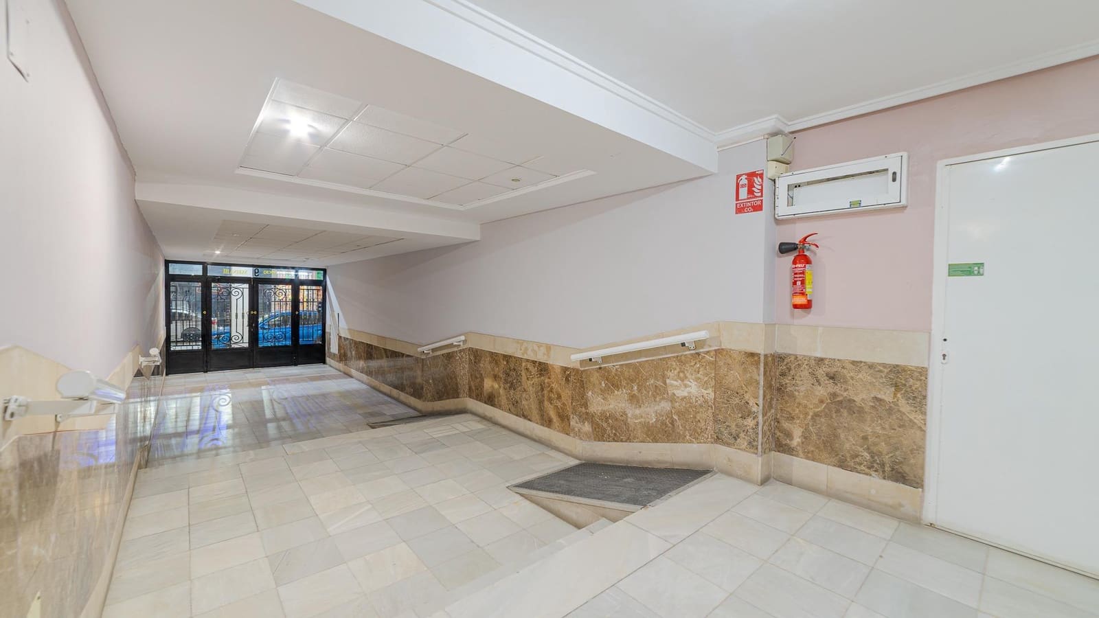 4 slaapkamer Appartement te koop in Torrevieja - € 167.260 (Ref: 9206581)