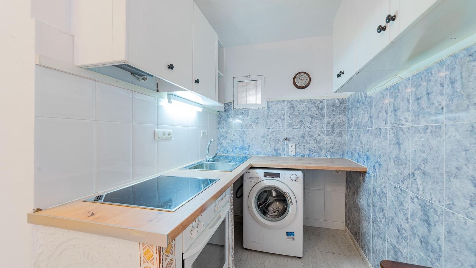 4 soveværelse Villa til salg i La Florida med swimmingpool garage - € 264.999 (Ref: 9262719)