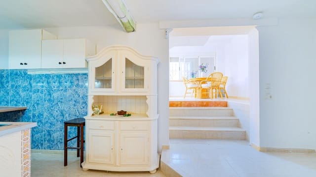 4 bedroom Villa for sale in La Florida, Orihuela with pool garage - € 264,999 (Ref: 9262719)