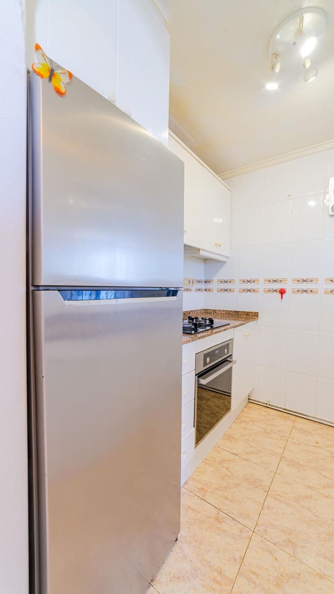 4 soveværelse Villa til salg i La Florida med swimmingpool garage - € 264.999 (Ref: 9262719)