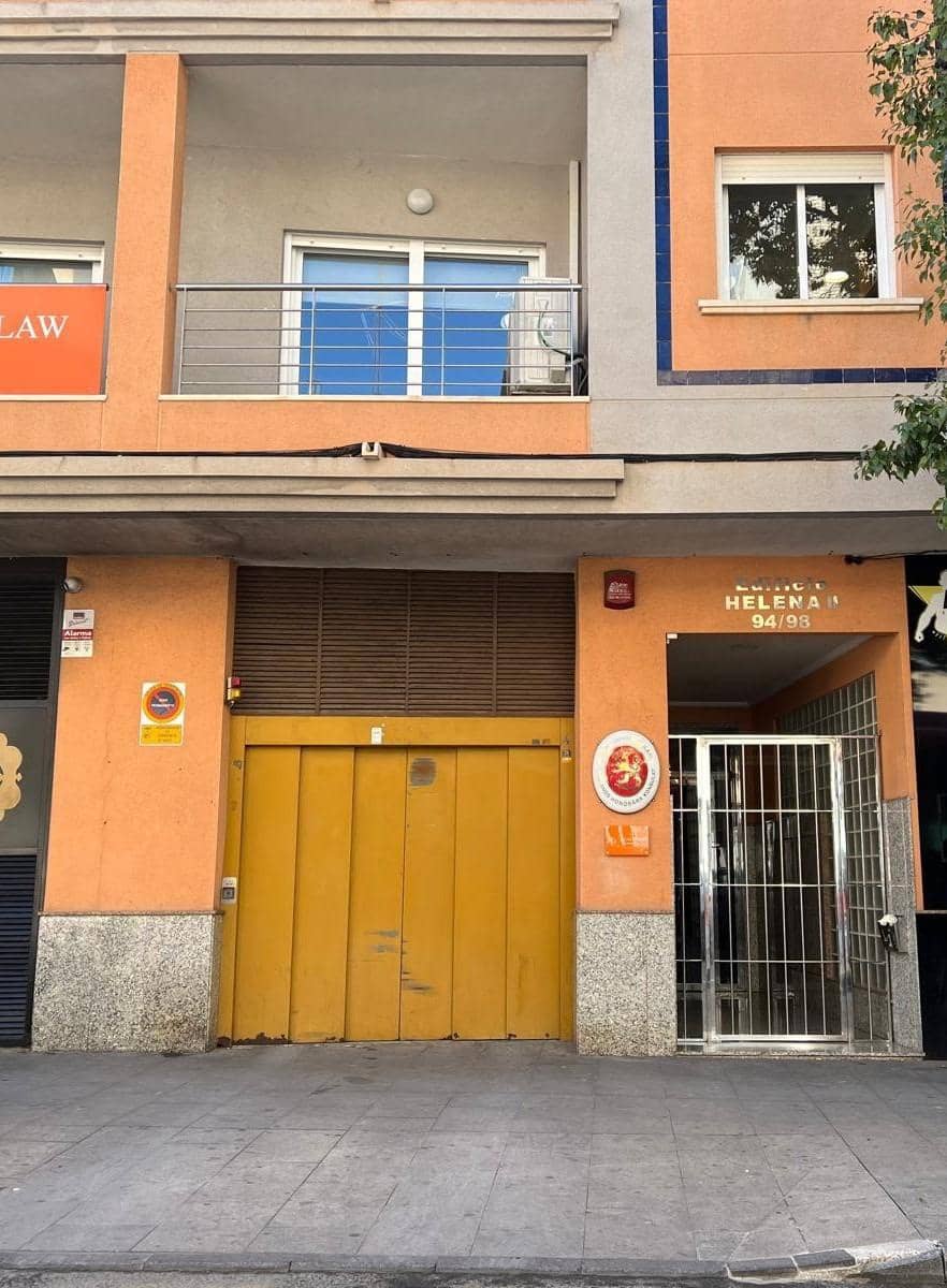 Garage til salg i Torrevieja - € 14.000 (Ref: 9310998)