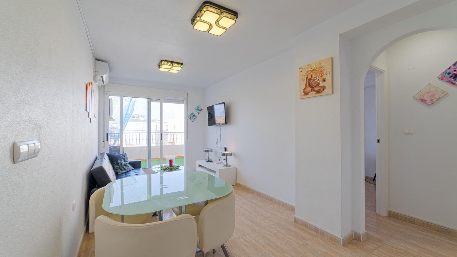 1 slaapkamer Penthouse te koop in Torrevieja met garage - € 157.740 (Ref: 9317938)