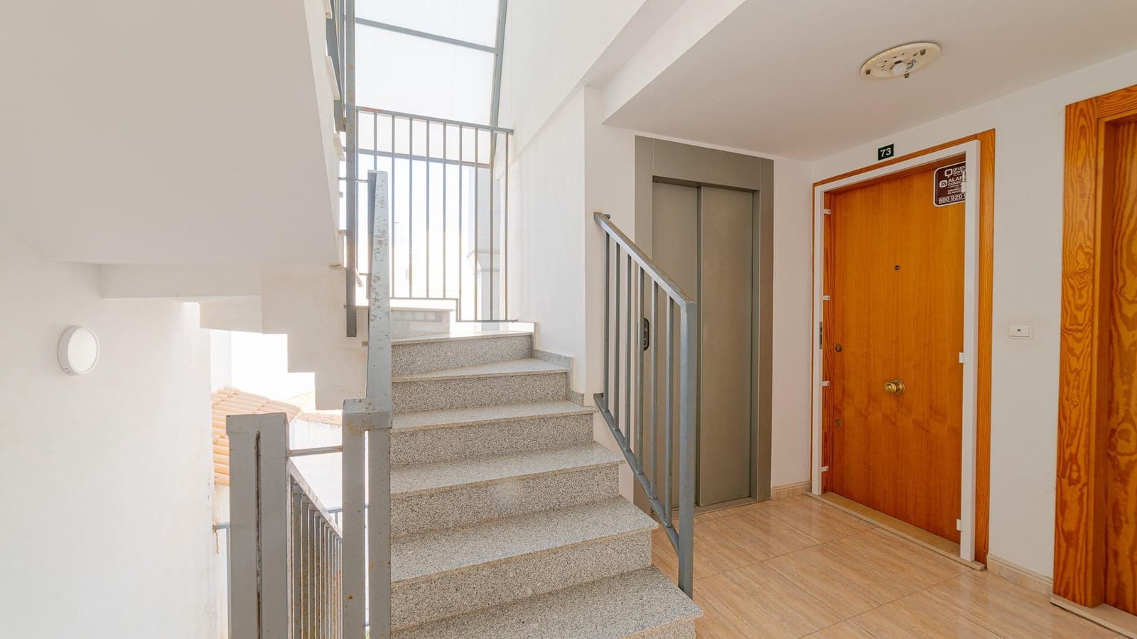 1 slaapkamer Penthouse te koop in Torrevieja met garage - € 157.740 (Ref: 9317938)