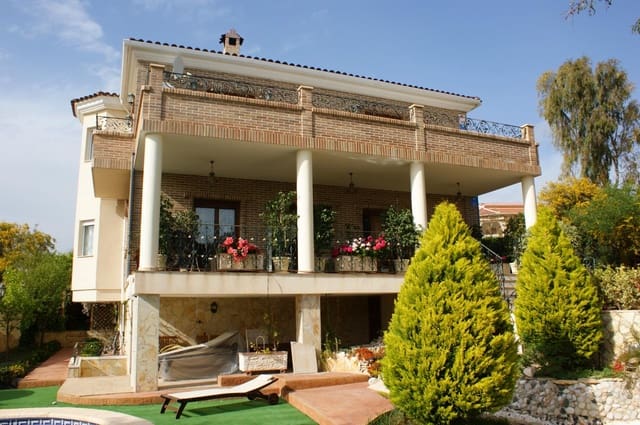 5 camera da letto Villa in vendita in Ciudad Quesada, Rojales con piscina - 629.999 € (Rif: 9322009)