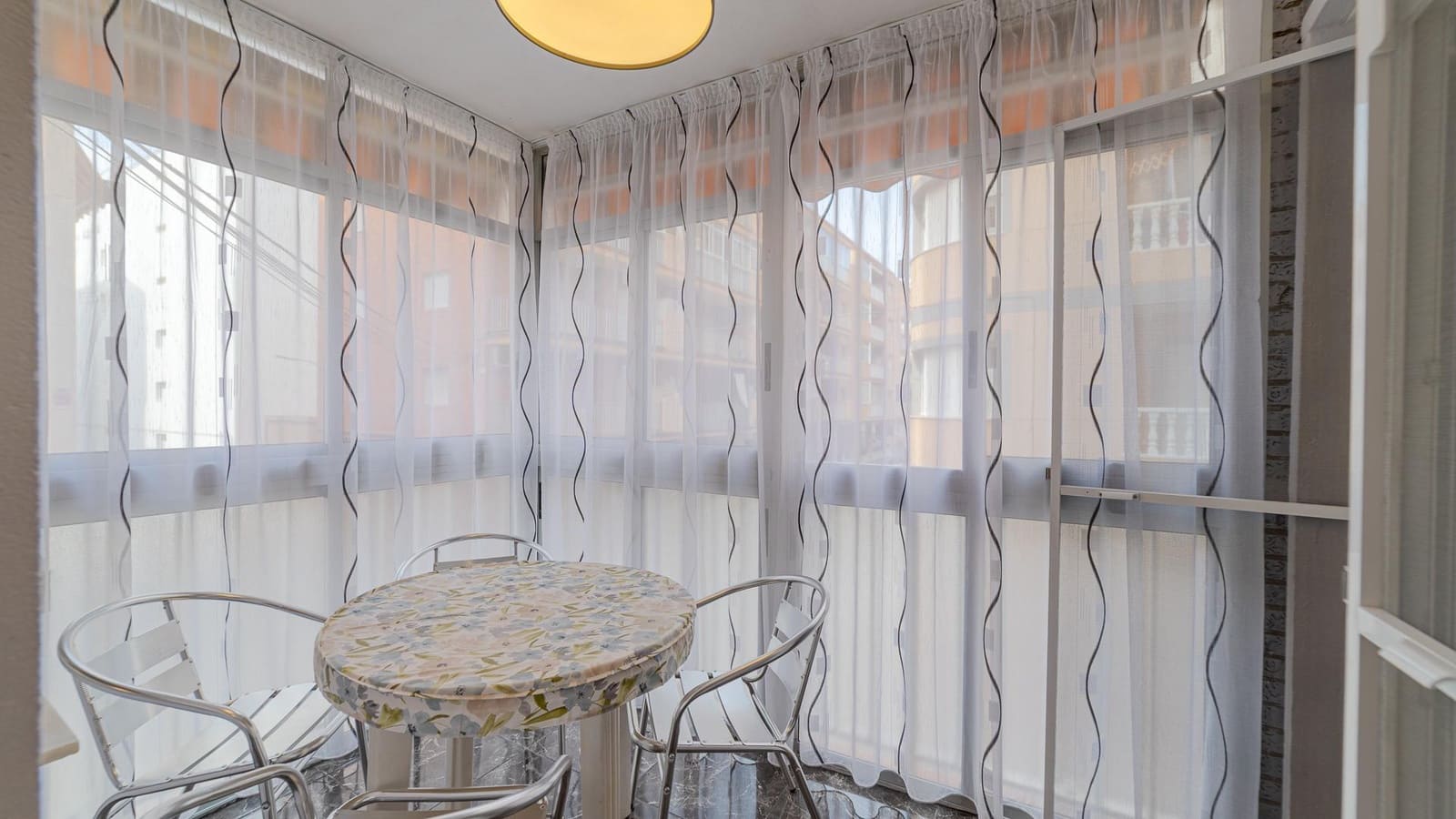 3 sypialnia Apartament na sprzedaż w Torrevieja - 192 259 € (Ref: 9338384)