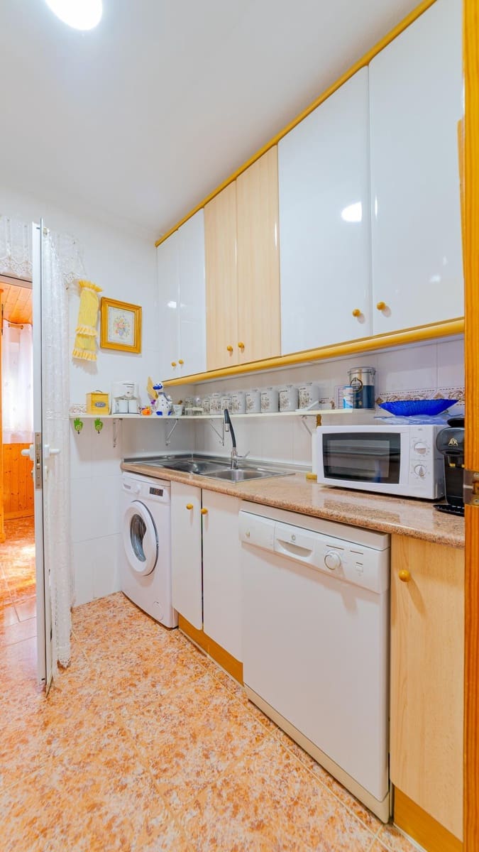 4 chambre Villa/Maison à vendre à Torrevieja - 249 999 € (Ref: 9341315)