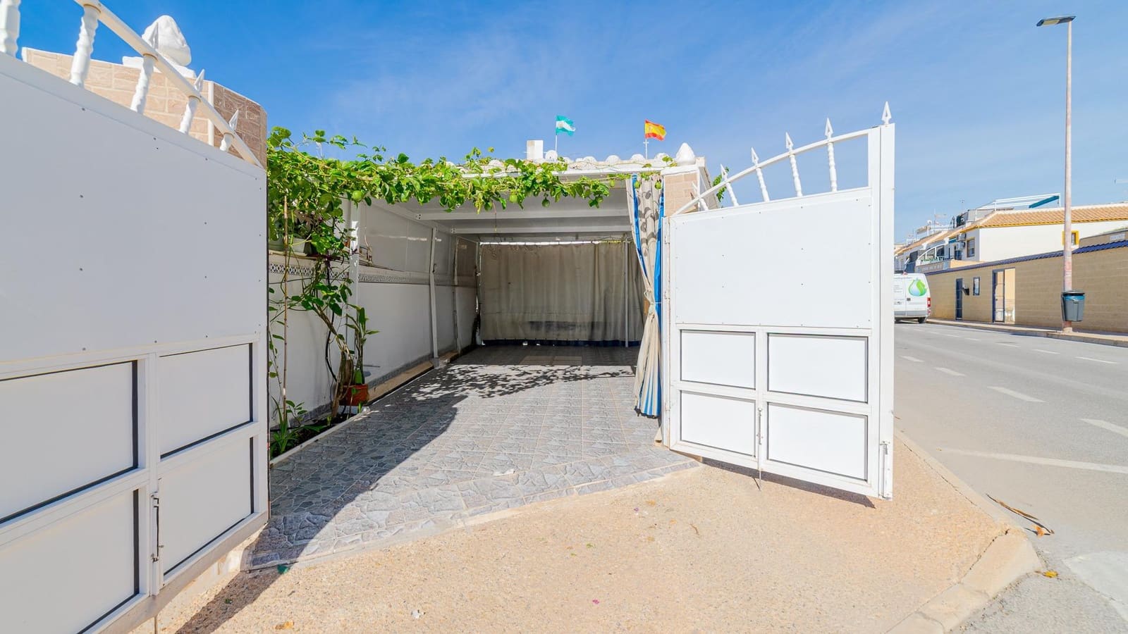 4 chambre Villa/Maison à vendre à Torrevieja - 249 999 € (Ref: 9341315)