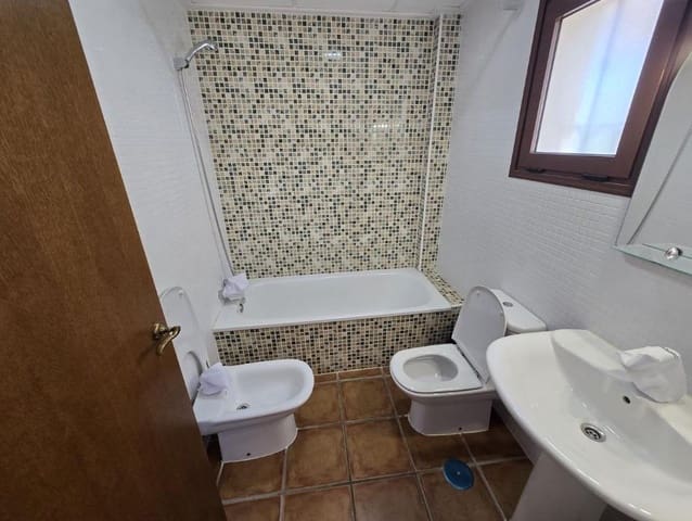 3 slaapkamer Halfvrijstaande villa te koop in Algorfa - € 220.000 (Ref: 9362443)