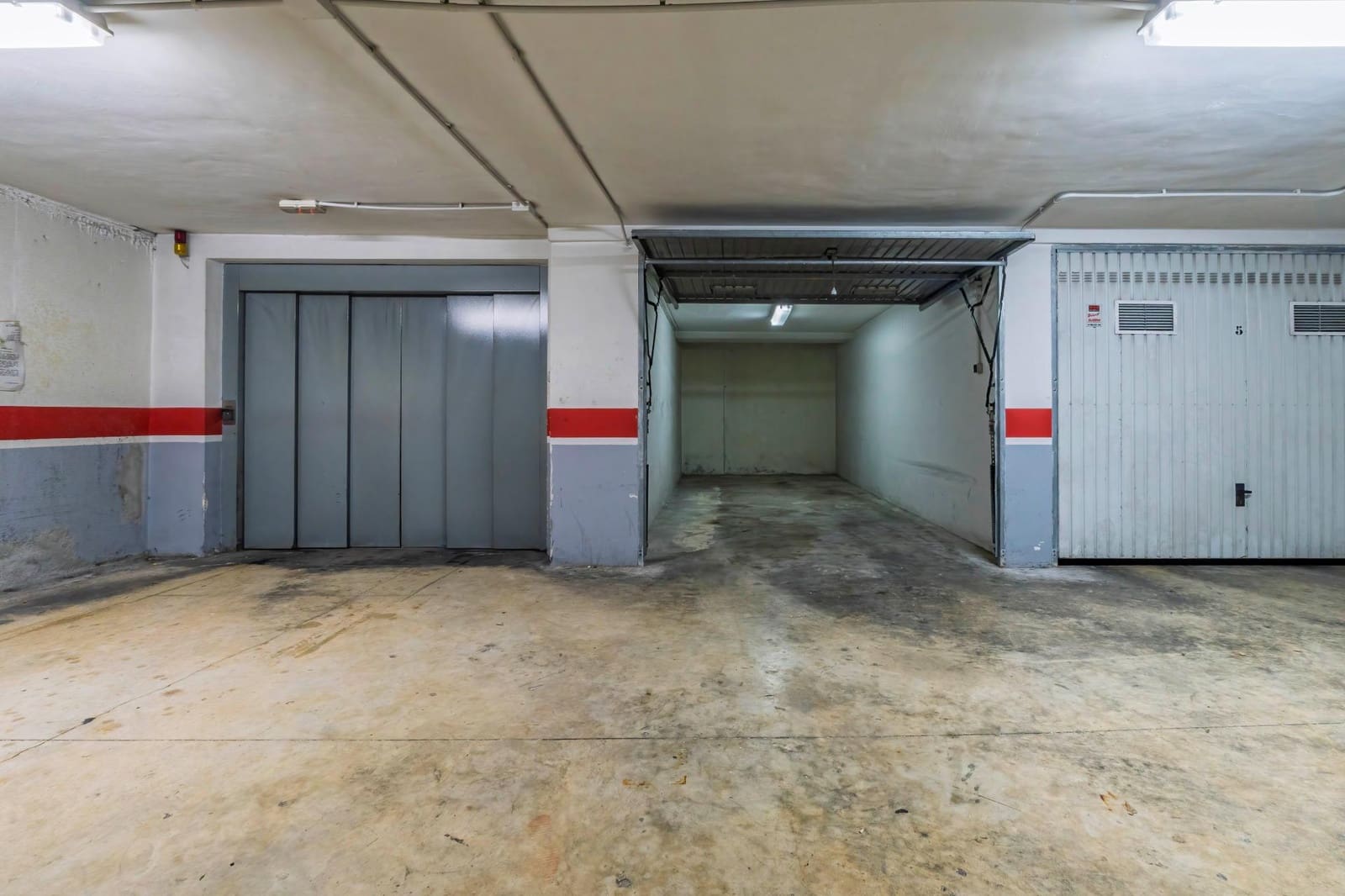 Garasje til salgs i Torrevieja - € 17 999 (Ref: 9374395)