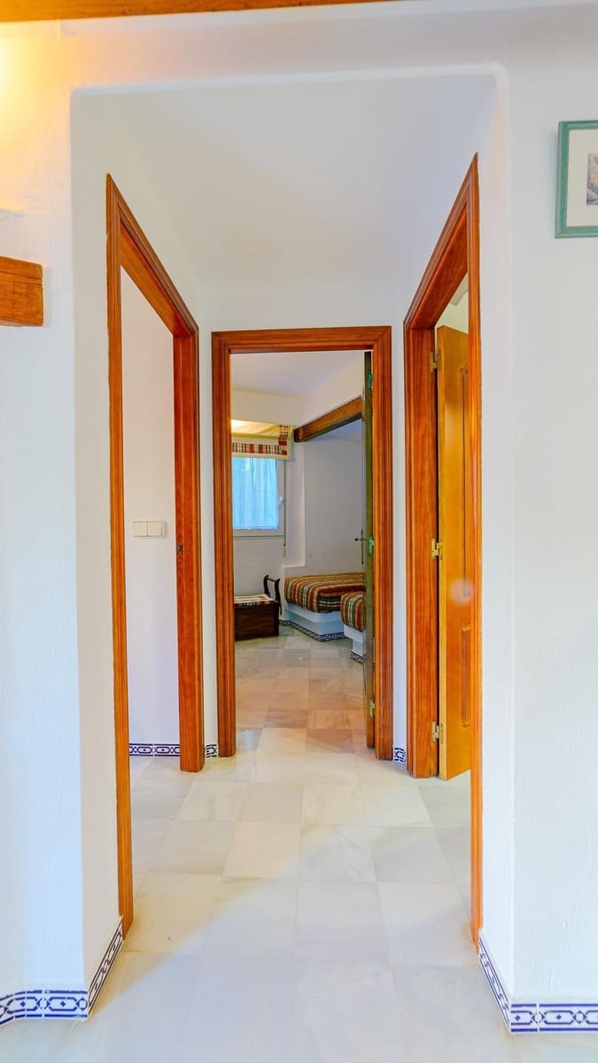 2 slaapkamer Appartement te koop in Torrevieja met zwembad - € 189.999 (Ref: 9375170)