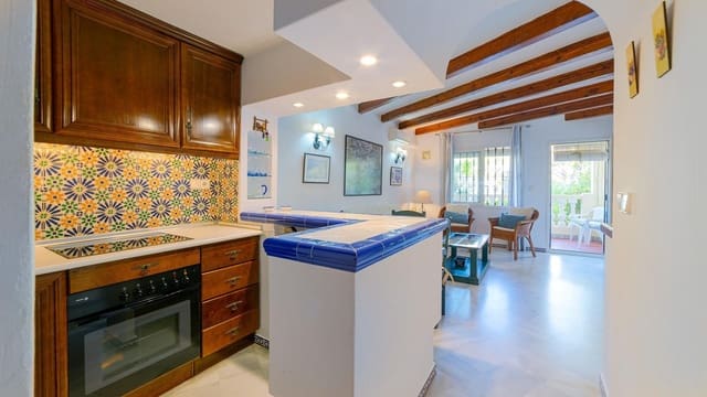 2 slaapkamer Appartement te koop in Los Frutales, Torrevieja met zwembad - € 189.999 (Ref: 9375170)