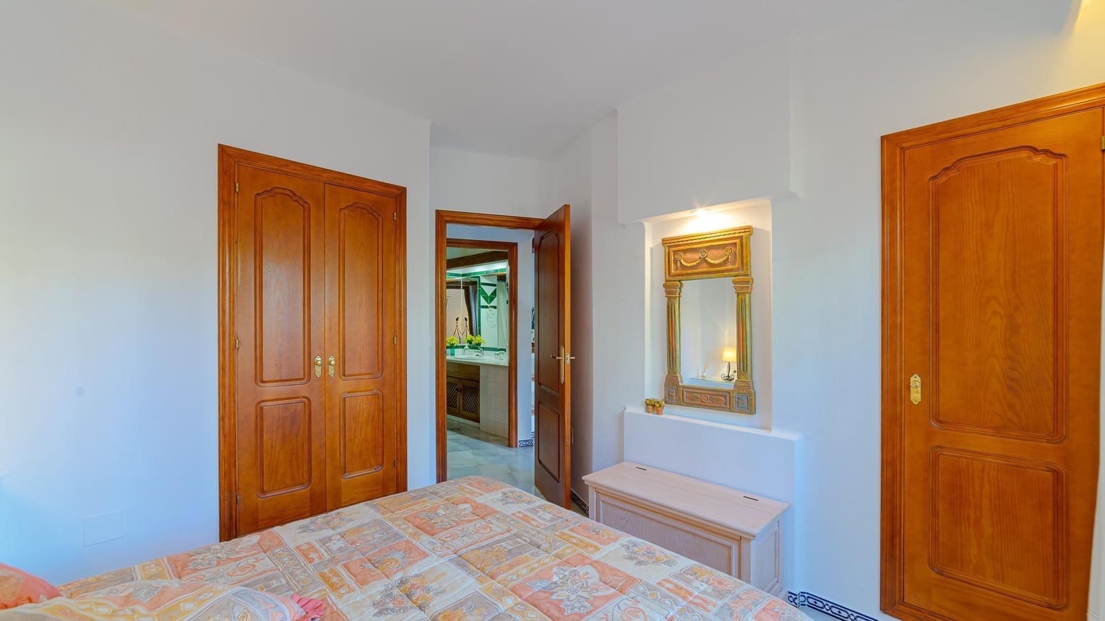 2 slaapkamer Appartement te koop in Torrevieja met zwembad - € 189.999 (Ref: 9375170)