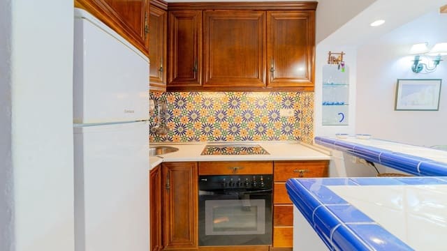 2 slaapkamer Appartement te koop in Los Frutales, Torrevieja met zwembad - € 189.999 (Ref: 9375170)