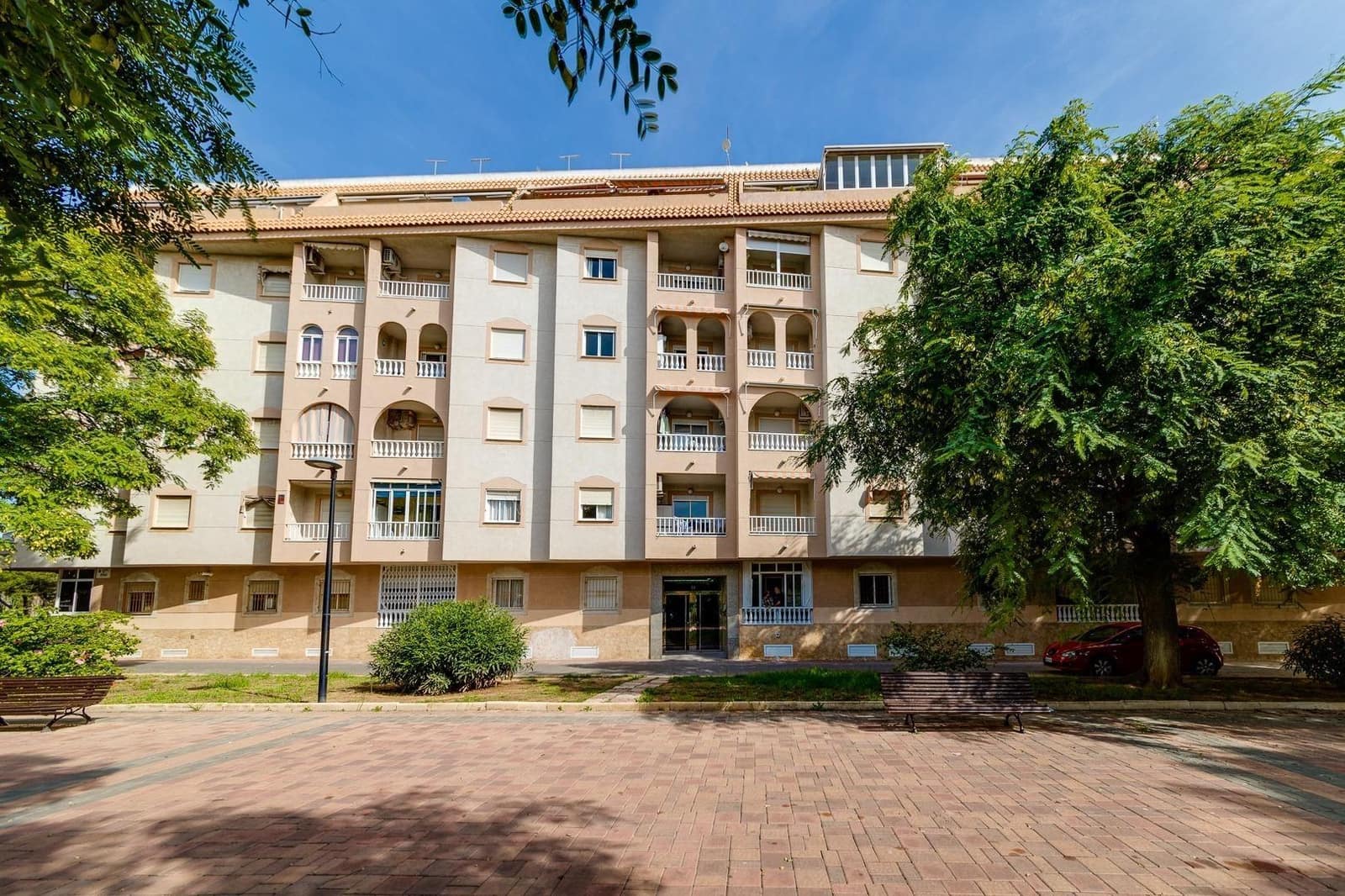 3 Zimmer Wohnung zu verkaufen in Torrevieja - 136.999 € (Ref: 9379151)