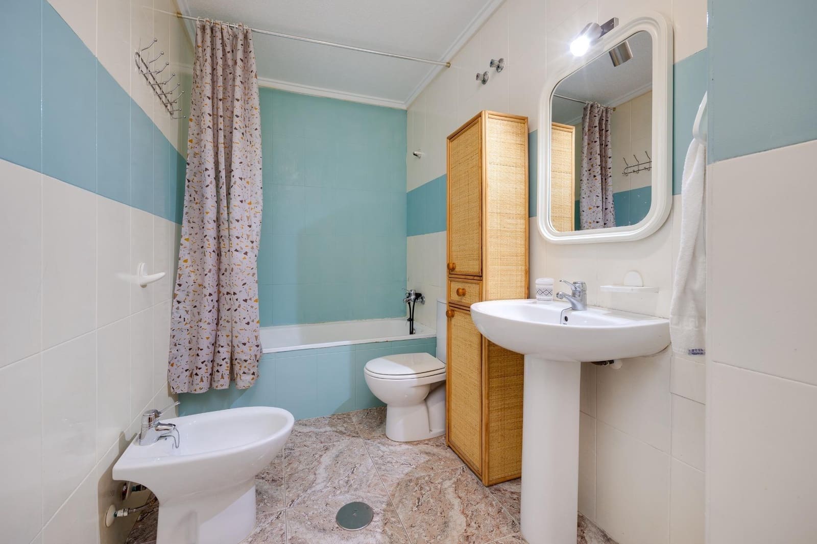 3 Zimmer Wohnung zu verkaufen in Torrevieja - 136.999 € (Ref: 9379151)