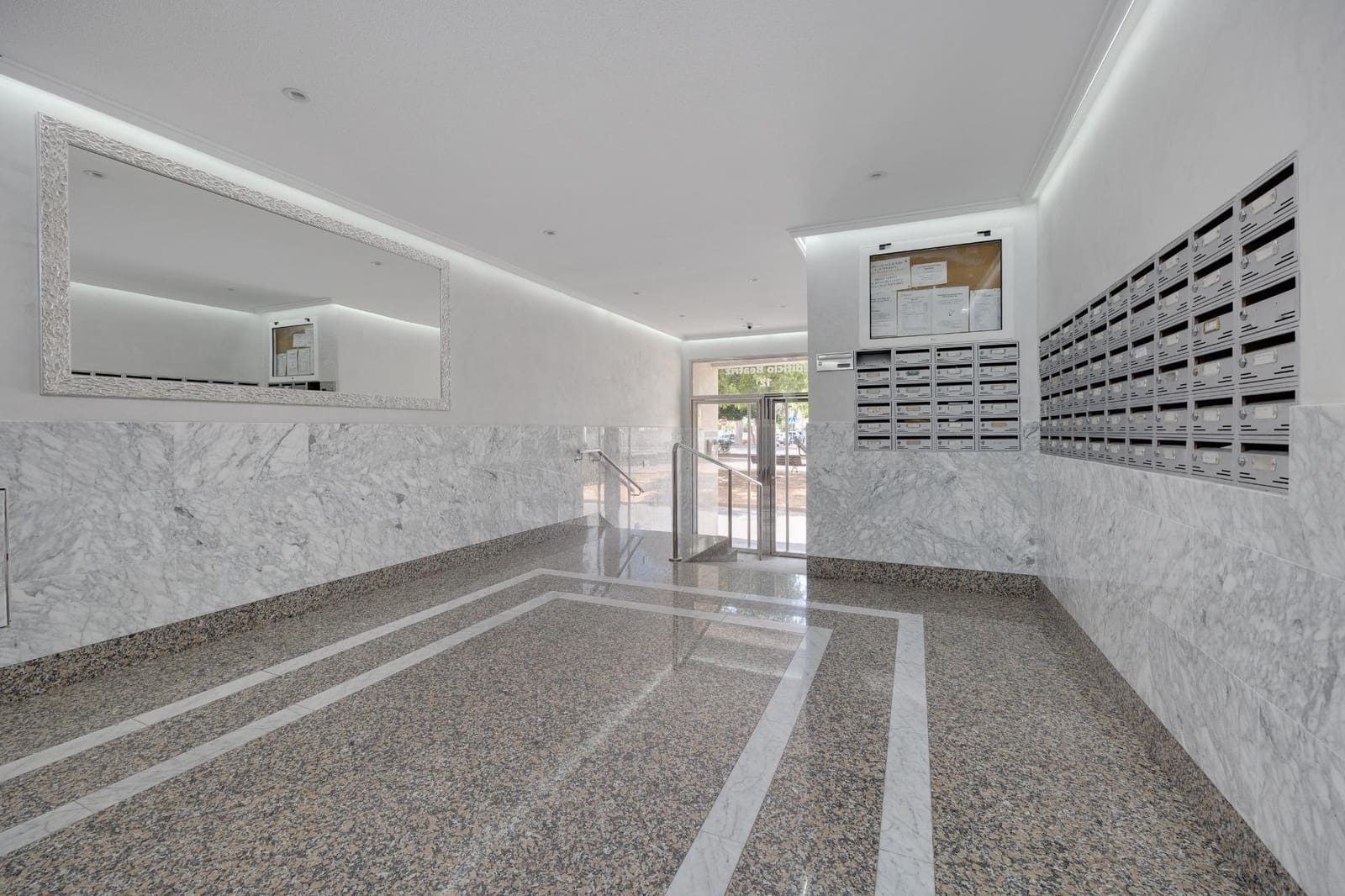 3 Zimmer Wohnung zu verkaufen in Torrevieja - 136.999 € (Ref: 9379151)