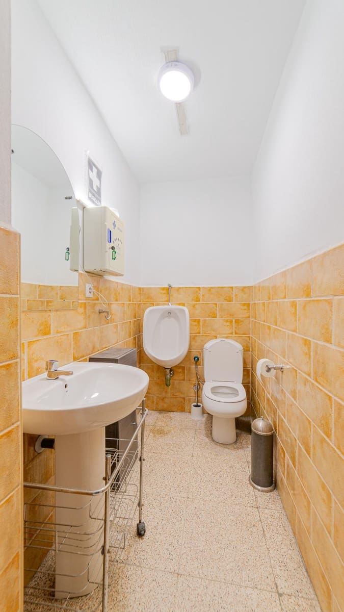 Erhverv til salg i Torrevieja - € 449.999 (Ref: 9382705)