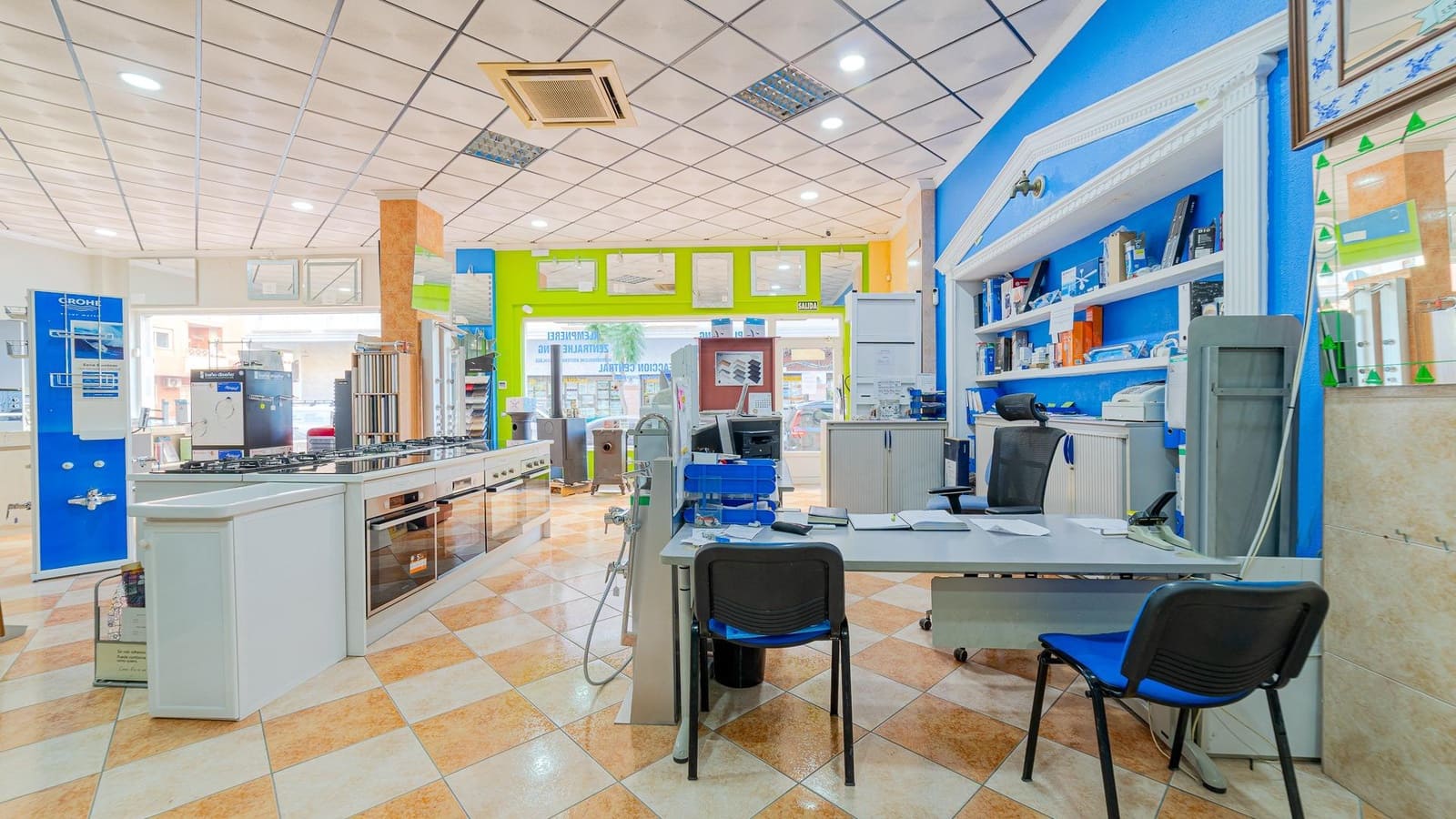 Erhverv til salg i Torrevieja - € 449.999 (Ref: 9382705)