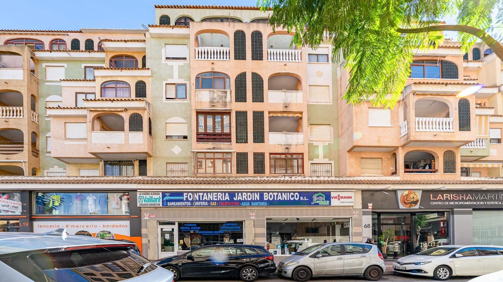 Erhverv til salg i Torrevieja - € 449.999 (Ref: 9382705)