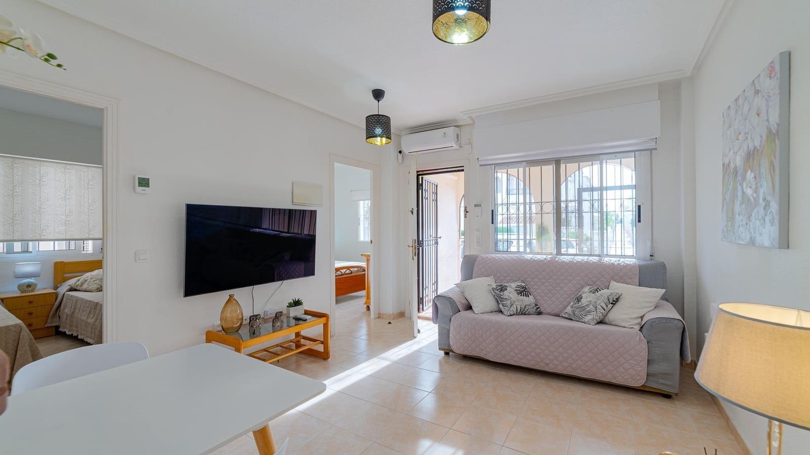 2 chambre Appartement à vendre à Torrevieja avec piscine - 139 999 € (Ref: 9385462)